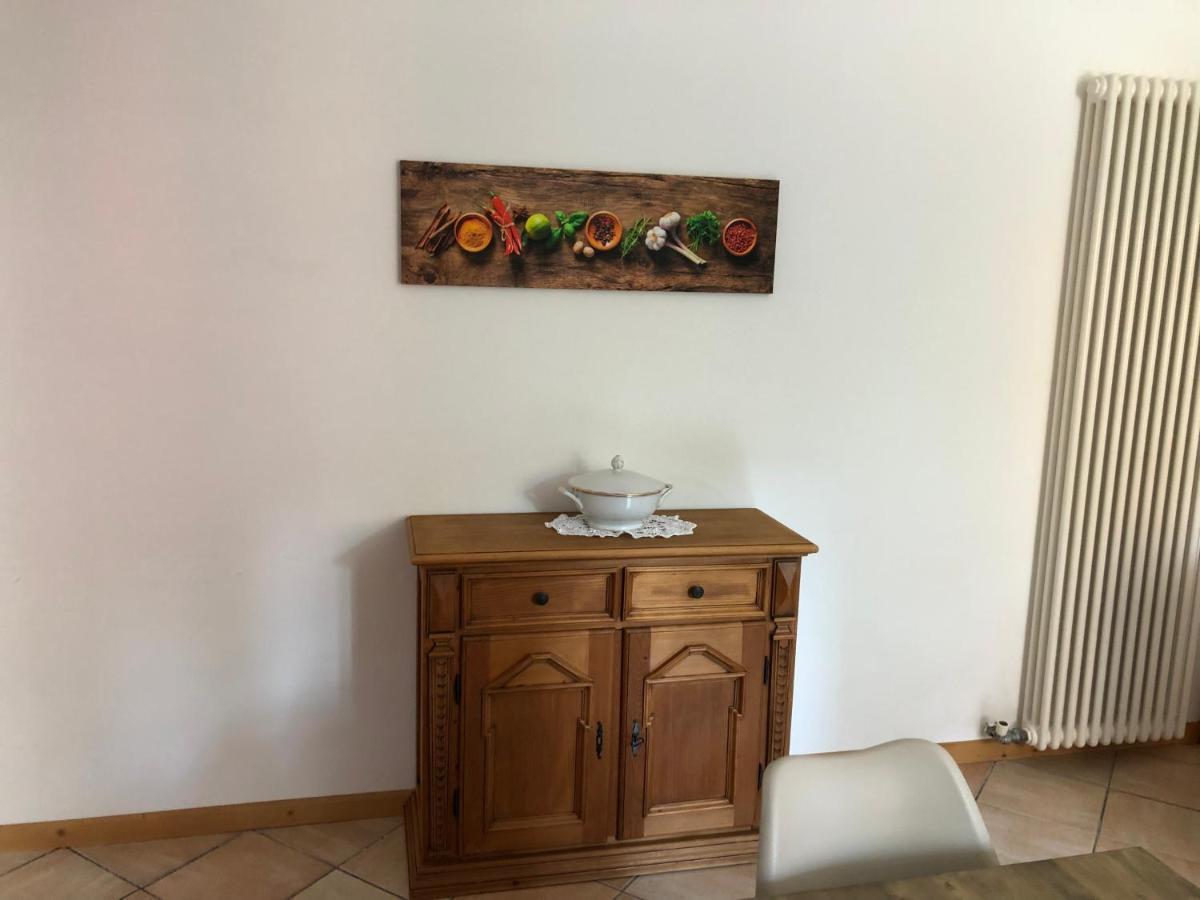 Appartamento Trentino II 코마노테르메 외부 사진